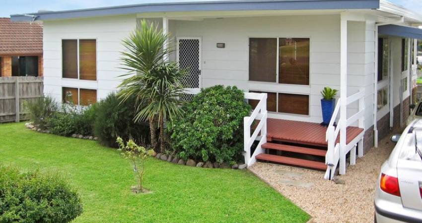41 Hazel Road, Kalimna, Vic 3909 1