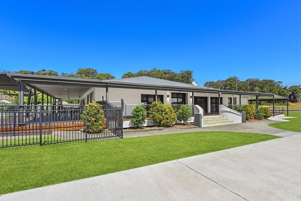 42/1A Lincoln Road, Port Macquarie NSW 2444 8