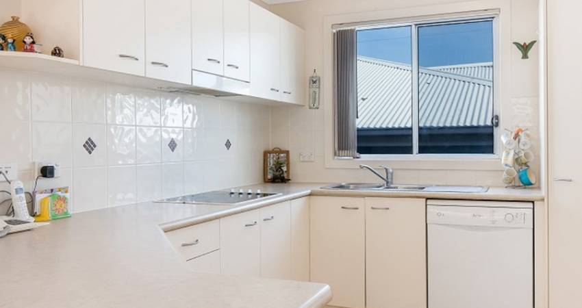 42/2 Saliena Avenue Lake Munmorah, NSW 2259-6
