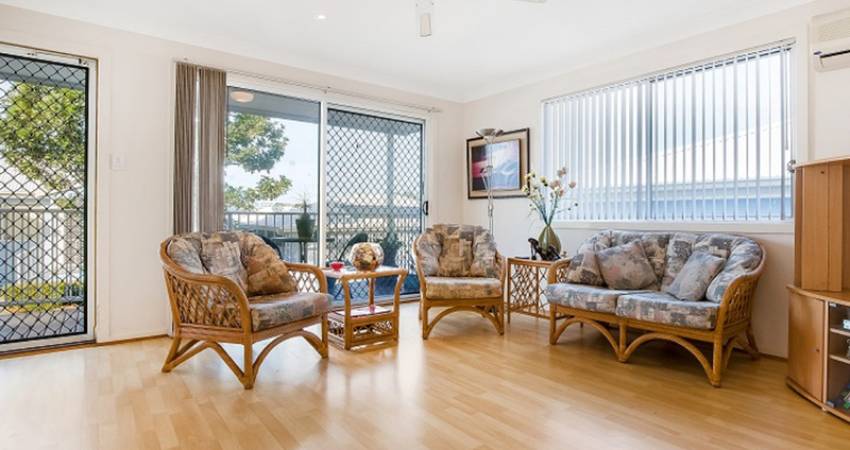 42/2 Saliena Avenue Lake Munmorah, NSW 2259-4