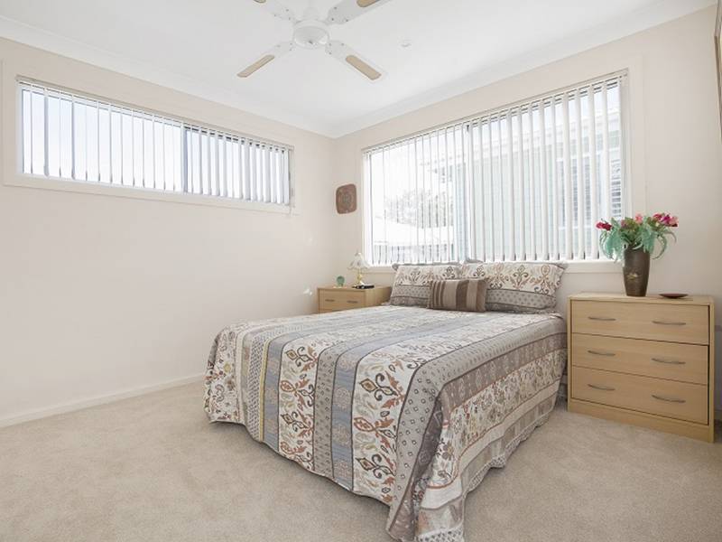 42/2 Saliena Avenue Lake Munmorah, NSW 2259-2