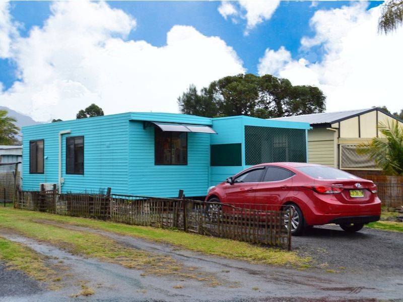 42/4 Woodrow Place, Figtree, NSW 2525 1