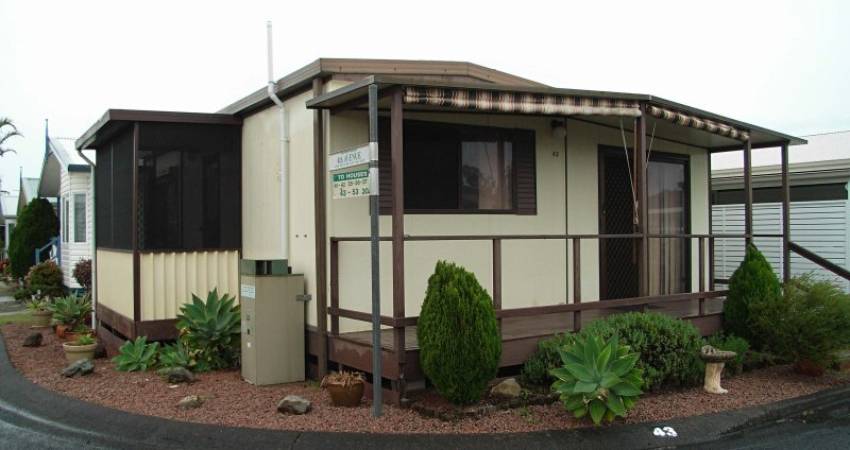 43/81 Kalaroo Road, Redhead, NSW 2290 1