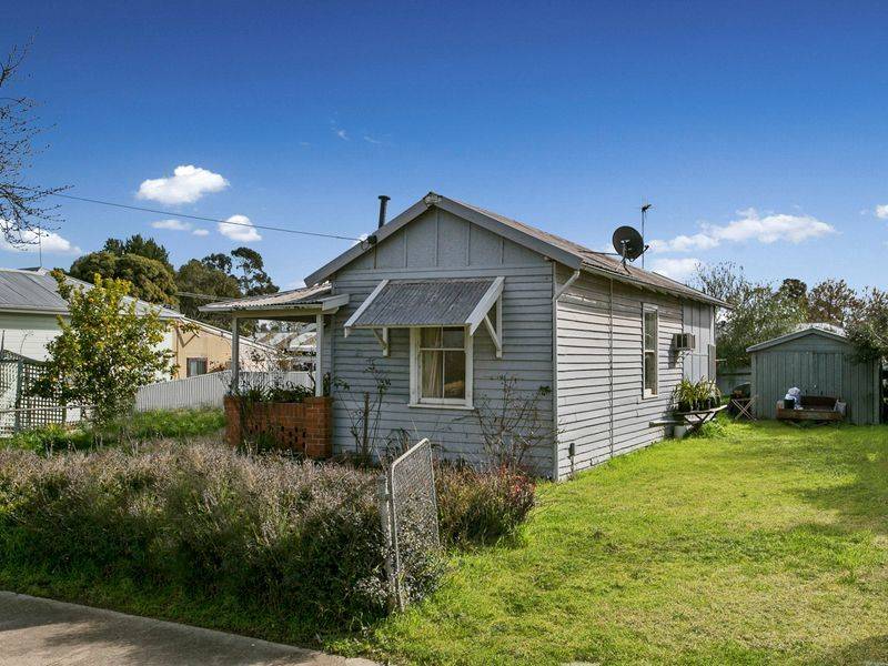 45 Midland Highway, Stanhope, Vic 3623 1