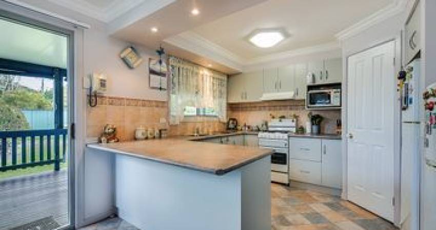 4 - 86 GOLF LINKS ROAD, Lakes Entrance, Vic 3909-2