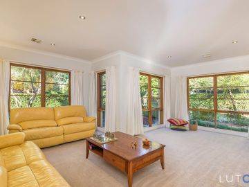 51 MacGregor Street, Deakin, ACT 2600-2