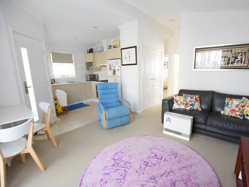 53/4 Gimberts Road Morisset, NSW 2264-4