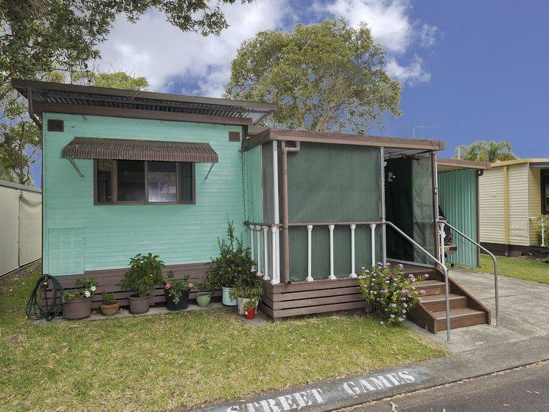 554 Gan Gan Rd, One Mile, NSW 2316  1