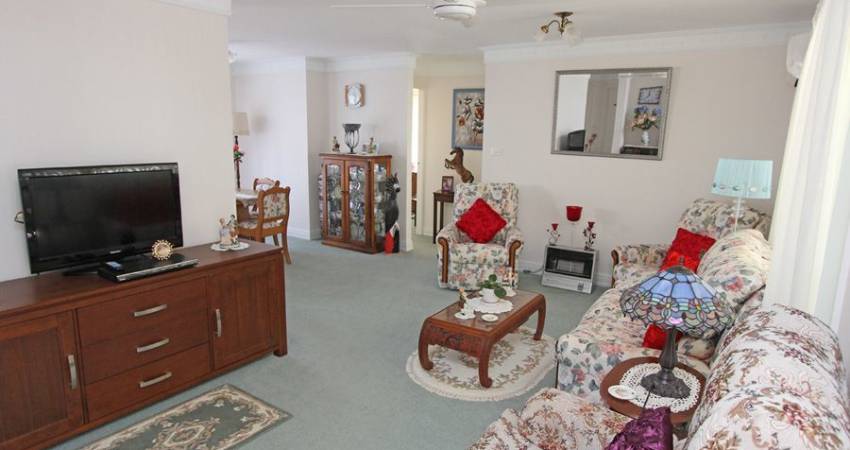 58 Second Avenue,Broadlands Estate GREEN POINT NSW 2251-2