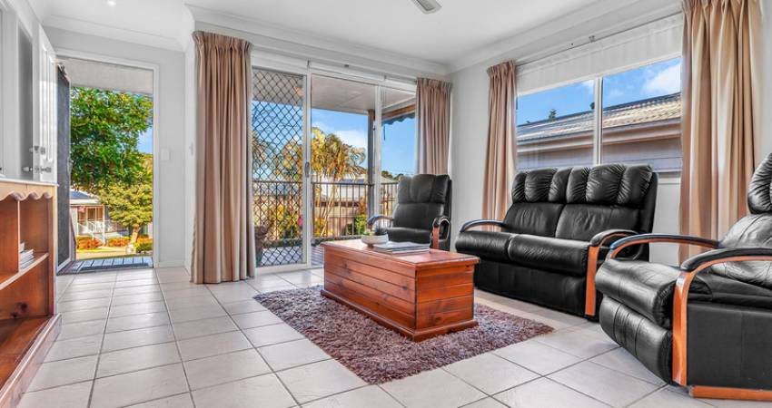 6/2 Saliena Lake Munmorah, NSW 2259-5