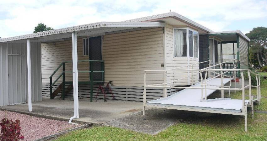 60/33 Karalta Rd, Erina, NSW 2250  1