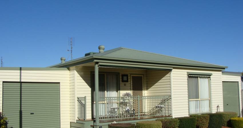 61 Swan Boulevard Moama NSW 2731  1
