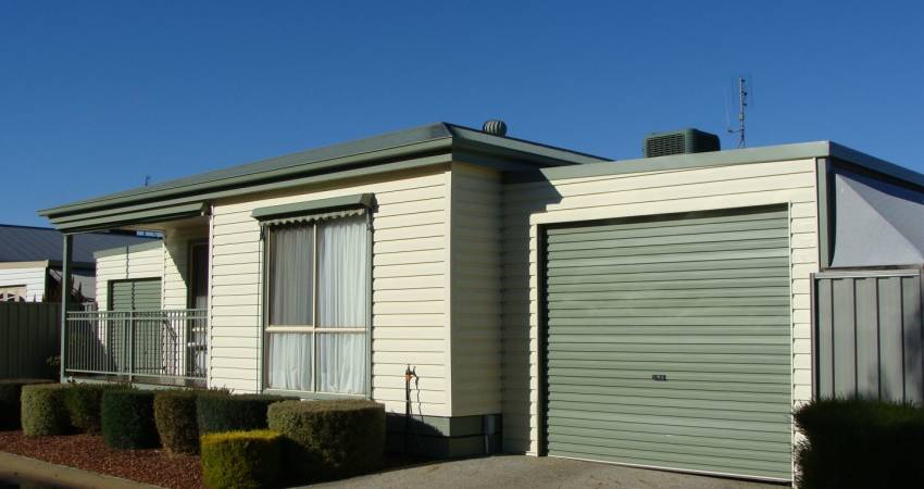 61 Swan Boulevard Moama NSW 2731  2