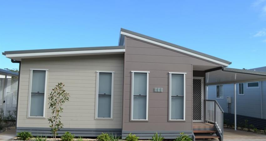 21 Red Head Road, Hallidays Point NSW 2430-7