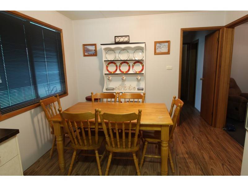 66-5189 Riverina Highway, Howlong, NSW 2643 -1