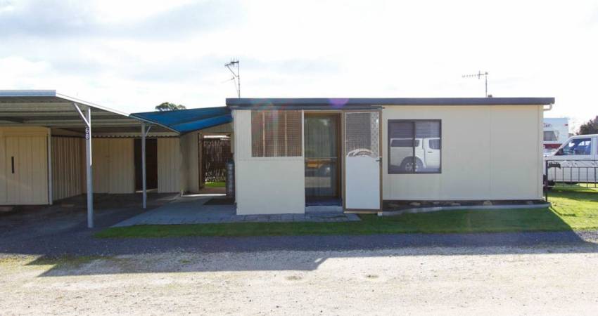 68/115 Bass Highway Somerset TAS 7322 1