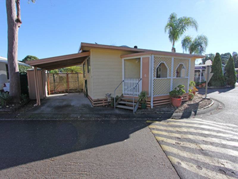 6 Second Avenue, Broadlands Estate, Green Point, NSW 2251  1