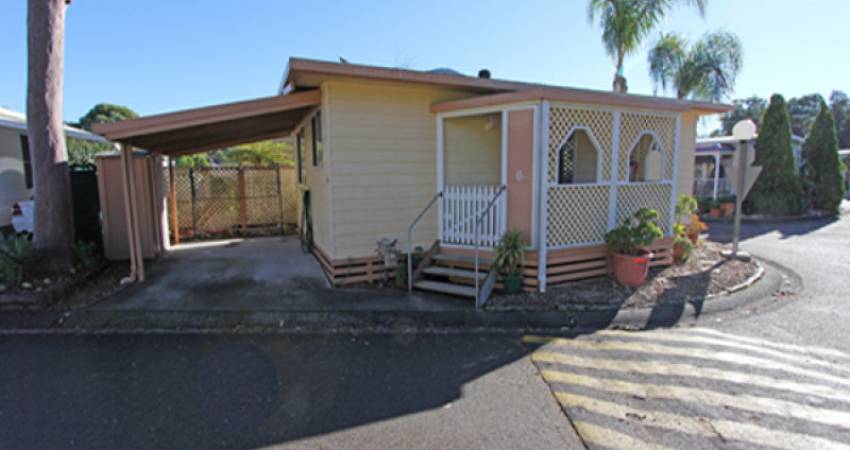 6 Second Avenue, Broadlands Estate, Green Point, NSW 2251  1