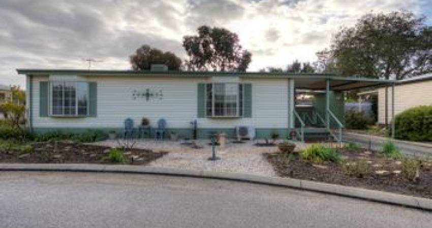 7/186 Hale Road, Forrestfield, WA 6058 2