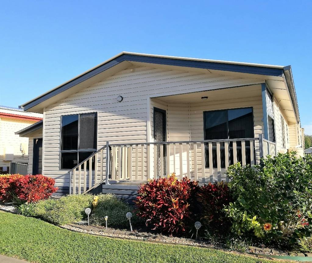 70	102A Moores Pocket Rd, Moores Pocket QLD 4305 2