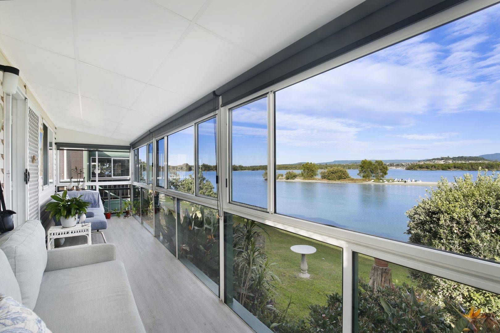 82/19 Judbooley Parade, Windang 2