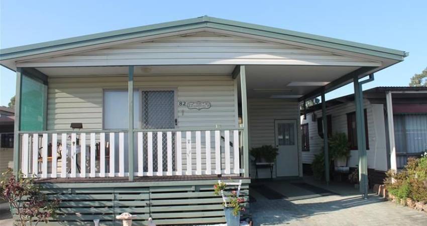 82 278-280 Princes Highway Bomaderry NSW 2541 -1