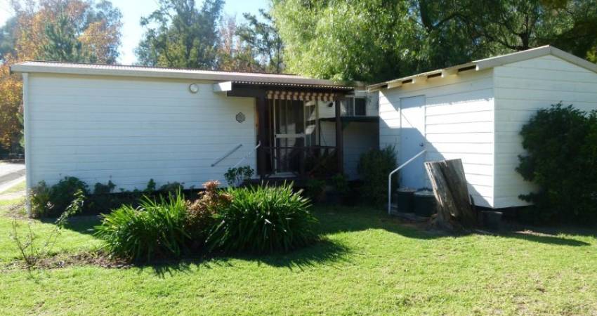 88 Reymond Street, Forbes, NSW 2871 1