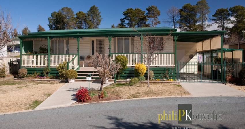 89 Banksia Drive, Symonston, ACT 2609 2