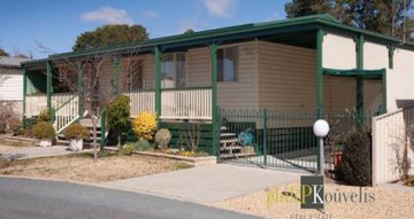 89 Banksia Drive, Symonston, ACT 2609 1