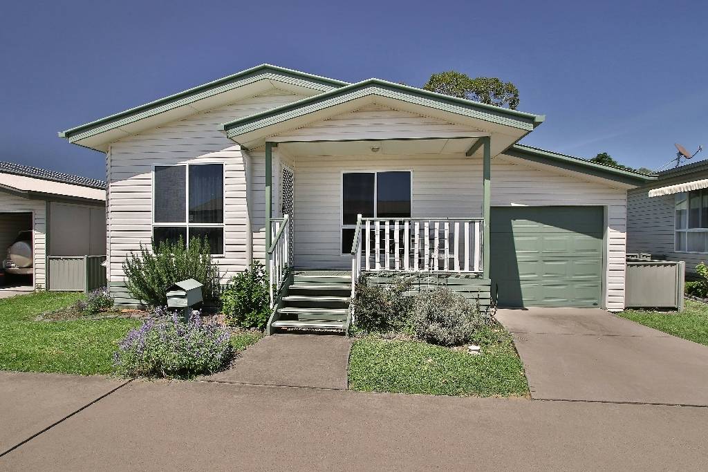 9	102A Moores Pocket Rd, Moores Pocket QLD 4305 2