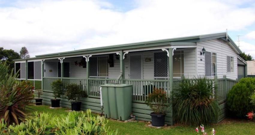 90/1 Woodrow Pl, Figtree NSW 2525 2