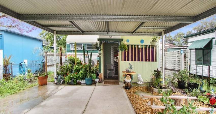 93/4 Woodrow Pl, Figtree, NSW 2525 2