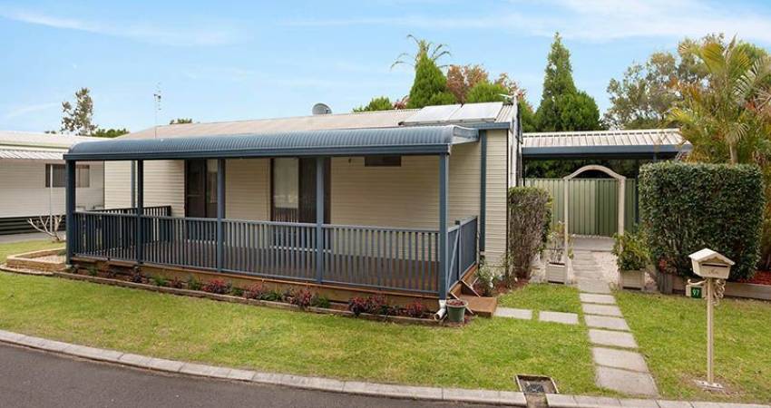 97 Casuarina Crescent Kanahooka NSW 2530-1