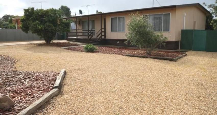 9 Anne Street Mannum SA 5238-1