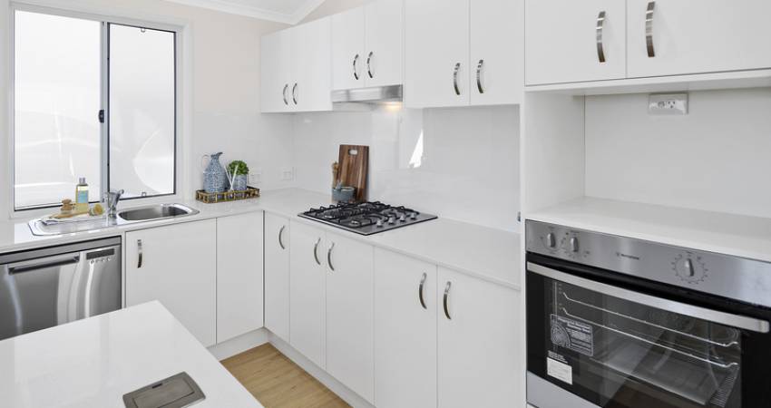 102/1 Norman Street Lake Conjola, NSW 2539-5
