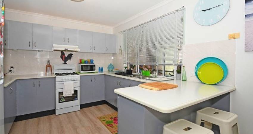 208-218 Elizabeth Street Urangan QLD 4655-6