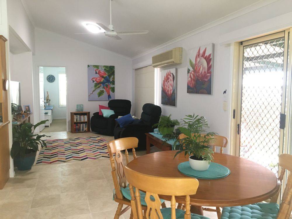 208-218 Elizabeth Street Urangan QLD 4655-5