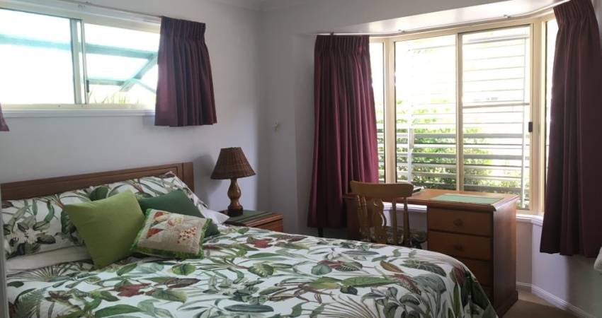 208-218 Elizabeth Street Urangan QLD 4655-3