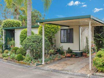 F1/9 Milpera Road, Green Point, NSW 2251 1