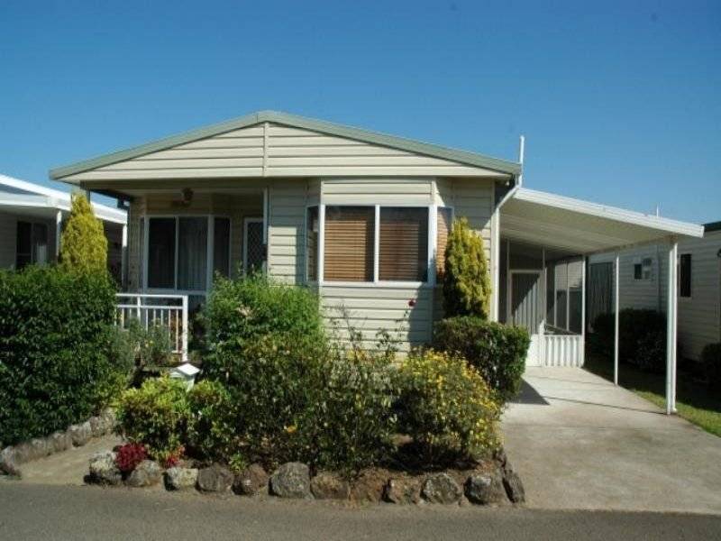 Fern Bay, NSW 2295 1