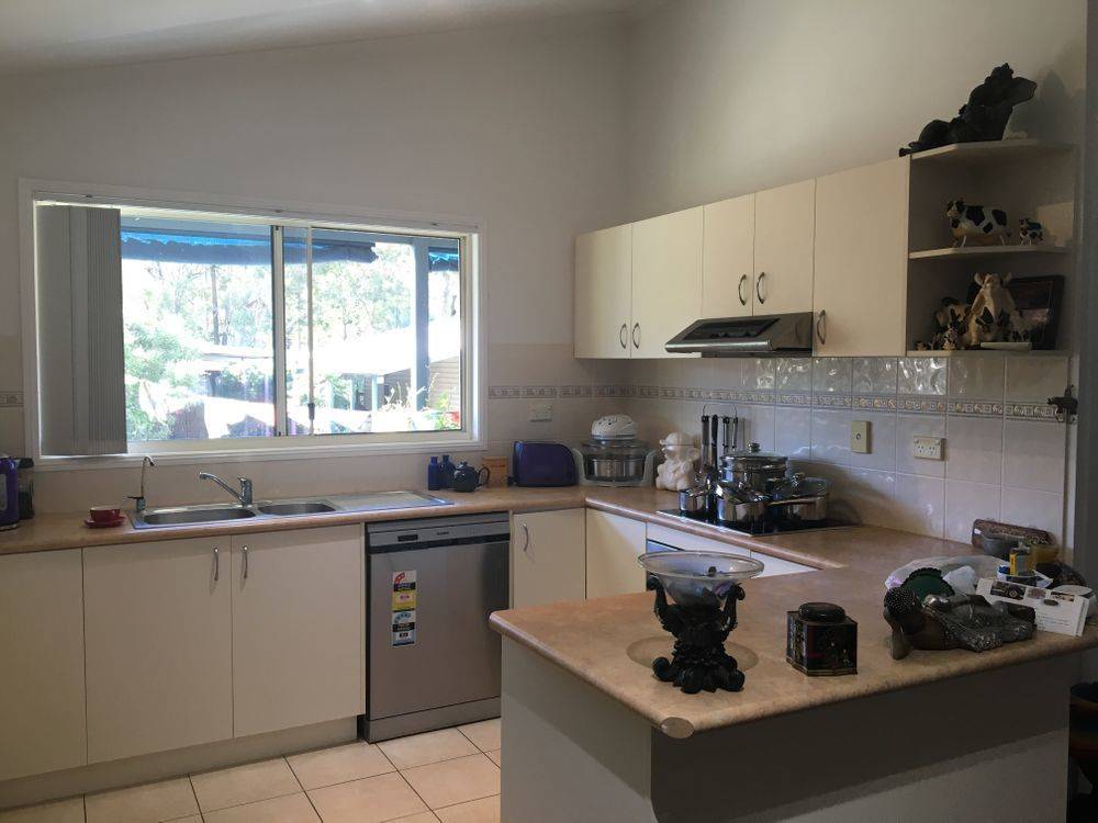 208-218 Elizabeth Street Urangan QLD 4655-4
