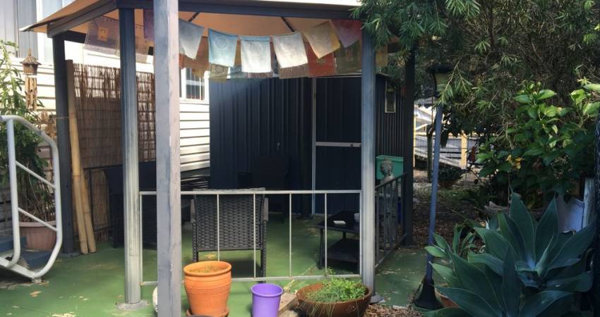 208-218 Elizabeth Street Urangan QLD 4655-1