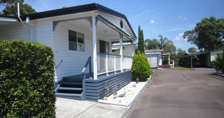 HAMLYN TERRACE NSW 2259 5
