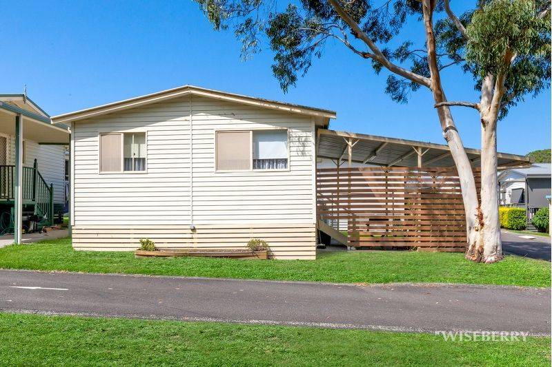 Halekulani NSW 2262 1