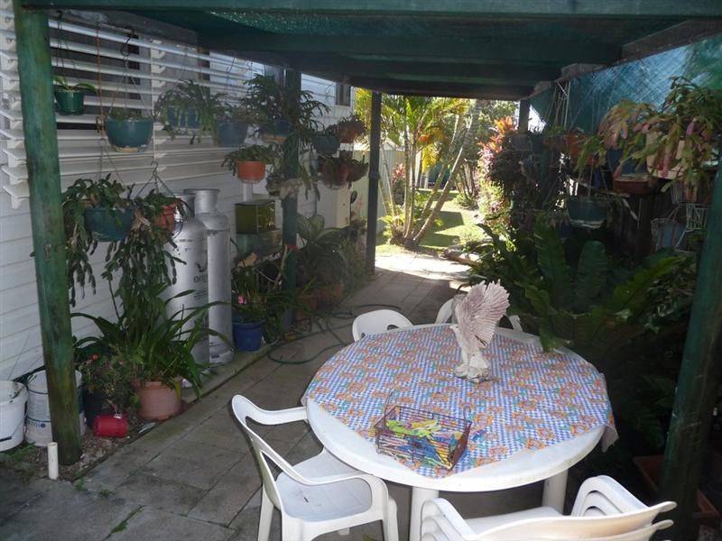 House 34, 295 Boat Harbour Drive SCARNESS QLD 4655 1