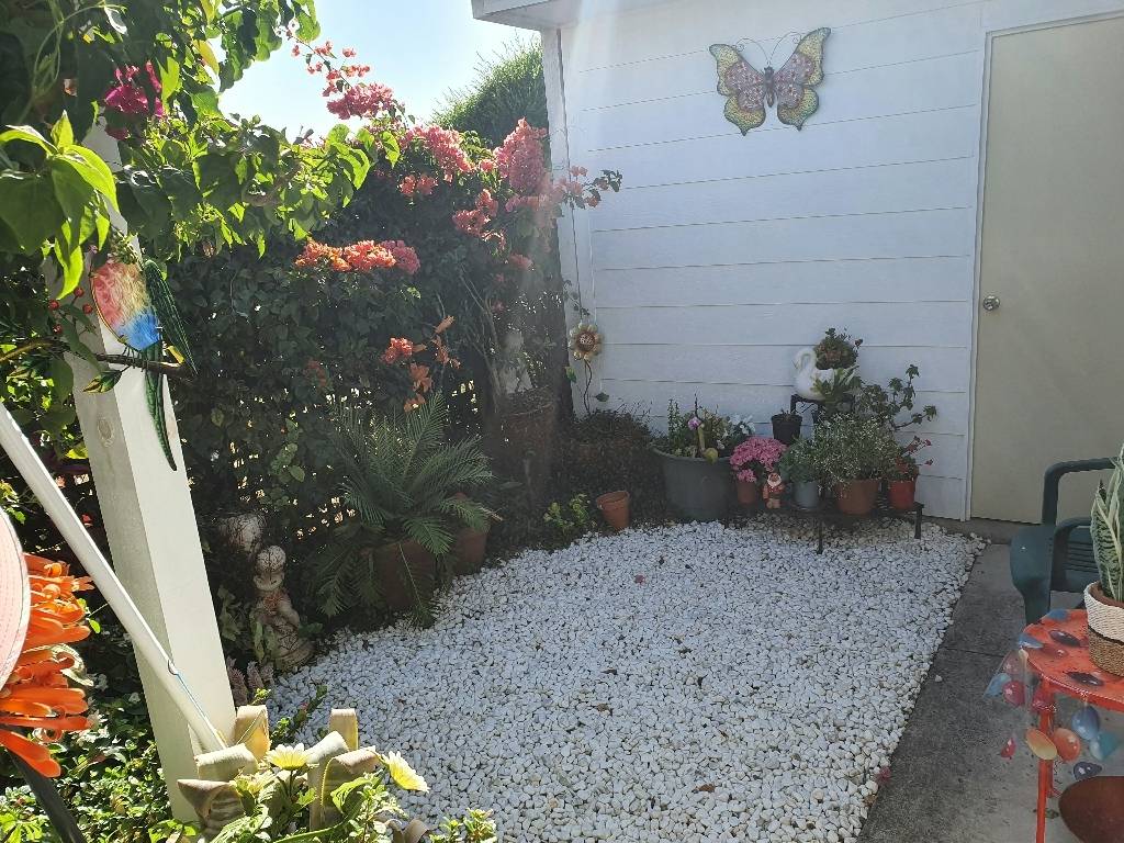 052 Regal Waters Bethania QLD 4205-6