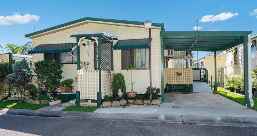 J7/9 Milpera Road, Green Point, NSW 2251 2
