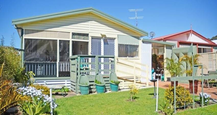 Lake Munmorah, NSW 2259 1