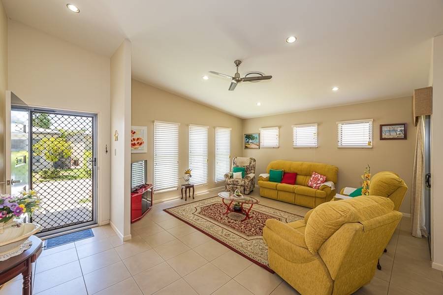 74 Cotterill Ave Bongaree, QLD 4507  6