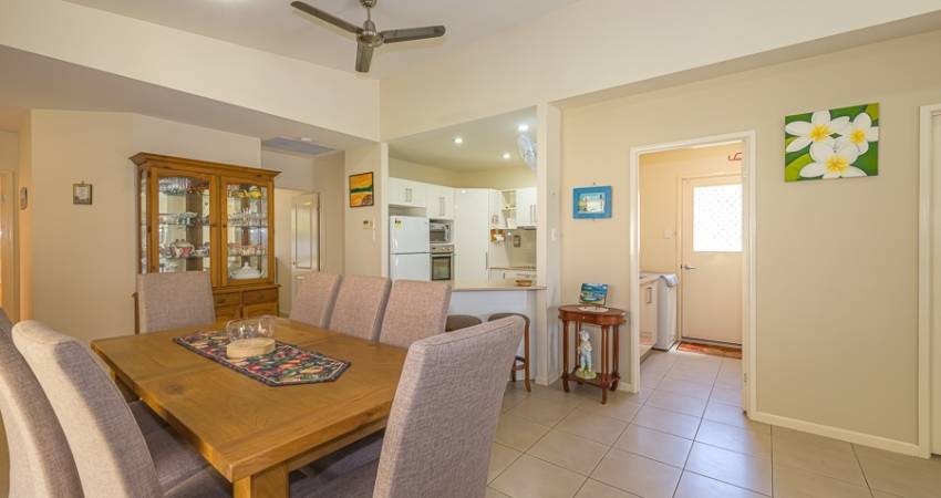 74 Cotterill Ave Bongaree, QLD 4507  2